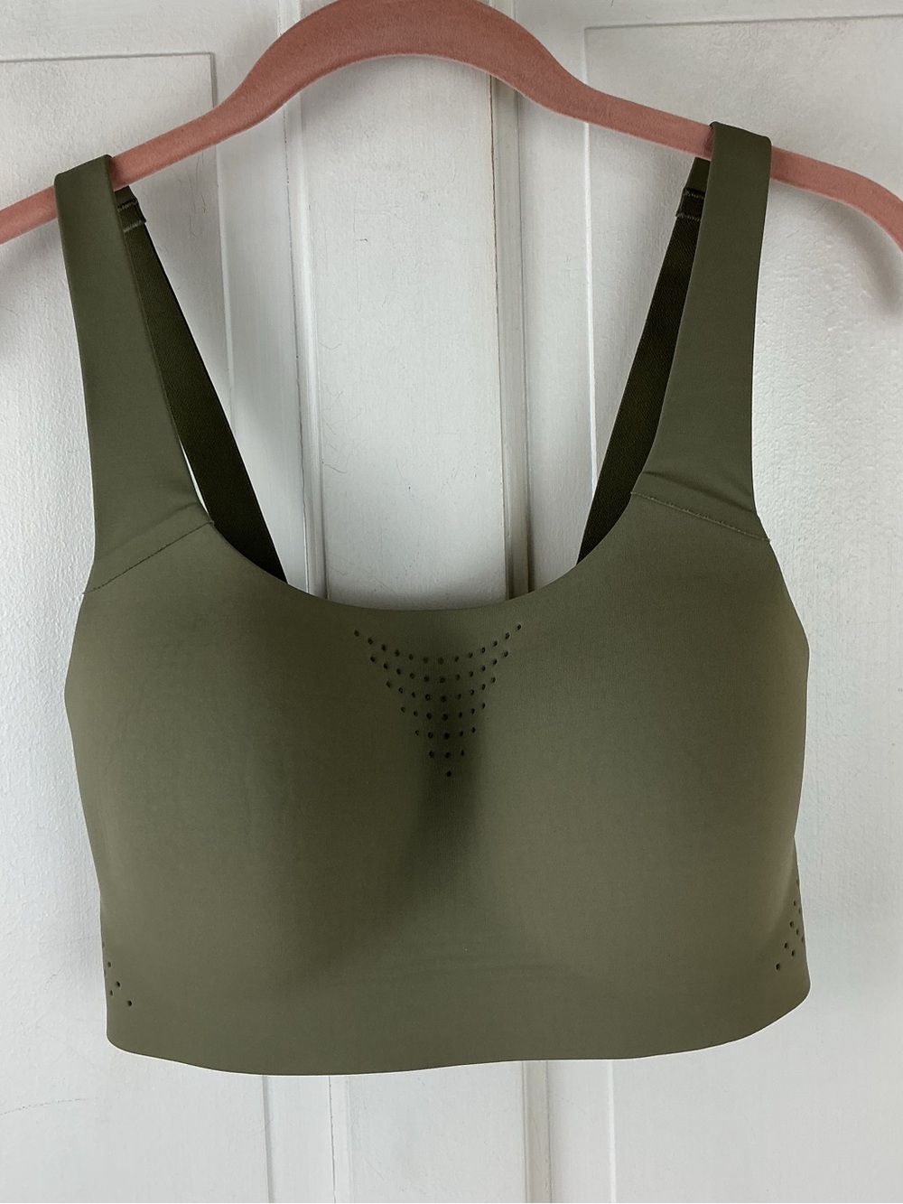 Victoria's Secret Women's VSX Featherweight Max Sports Bra, High Impact Wireless